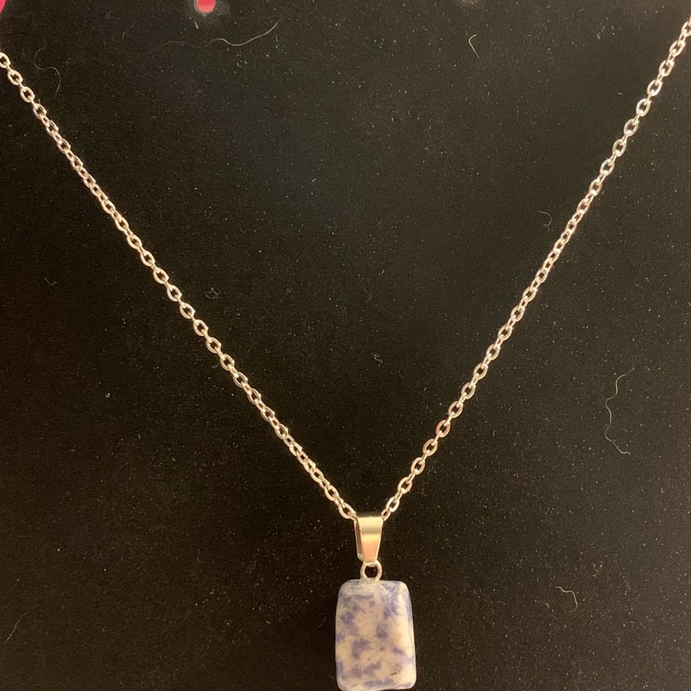Chic Silver Necklace with Blue Stone Pendant
